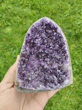 Améthyste Forme Druse Pierre