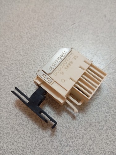 461972593851 bouton - 461972593851,