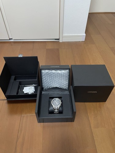 Montre bracelet solaire - montre-bracelet,