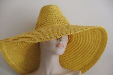 $995 New Oscar de la Renta Sun