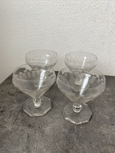 Anciennes coupe champagne - coupe, a