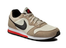 749794-200 Nike MD Runner 2