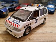 Renault espace 1 gts 2000 smur 03 solido ixo eligor norev  1/43
