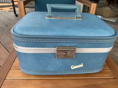 Vintage carousel makeup travel - vintage,