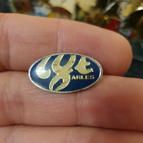 Arles pin rare collection - arles,