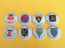LOT 8 BADGES FOOTBALL RUGBY CHOCOLAT POULAIN (BROCHES PIN'S) DIVERS CLUB - 60's