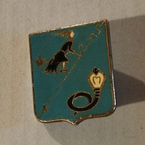 Insigne badge métal - , émaillé