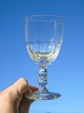 Verre à eau en verre taillé