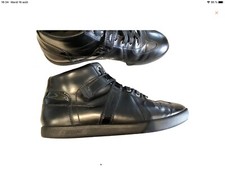 Tres belle baskets cuir noir