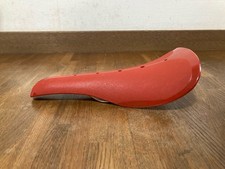 Kuwahara RED Aero Selle Plastique 44mm Rail BMX Piste Fixed Gear VTT Old School