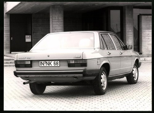 Photographie voiture audi 100 - photographie,