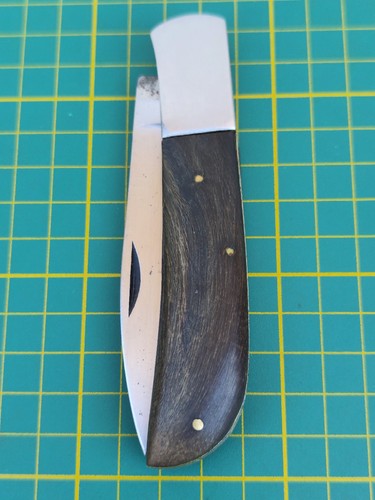 Couteau pliant manche en - pliant, à