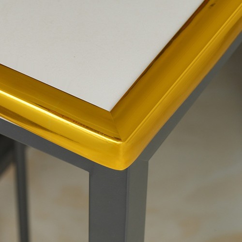 Garniture bord blanc - , brillant