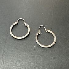 Ancienne Paire De Boucle