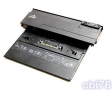 Station d'accueil/base IBM