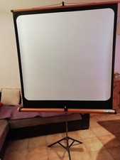 écran vidéo pliant extensible sur trépied pour video-projecteur diapos