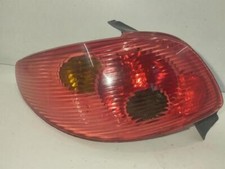 6350P1 feu arrière gauche