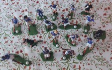 Lot 17 Figurines Equipe De