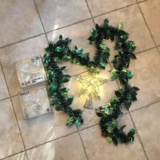 decorations noel:  etoile lumineuse, 8 boules en verre, guirlande