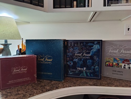 Trivial pursuit multiple - trivial,