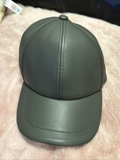 Casquette Yves Salomon 