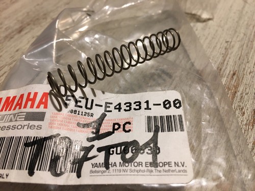 Yamaha 5eu e4331 - 5eu-e4331-00, ressort