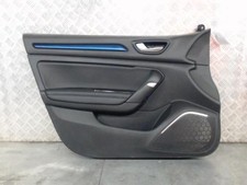 Garniture porte avant gauche