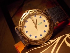 Montre unisexe marque inconnue pile incluse