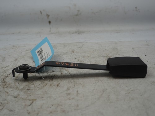 Ancrage ceinture avant droit