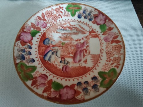 Soucoupe sous tasse - soucoupe/sous, tasse/coupelle