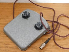 vintage PEDALE GRUNDIG 522 Interrupteur pied poussoir dictaphone sténorette DIN