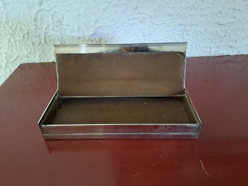 Ancienne boite pharmacie - ancienne,