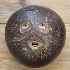 Boîte Noix de Coco Sculptée Visage Art Populaire Travail Bagnard ou Marin XIXe