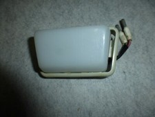 ANCIEN PLAFONNIER  DE VOITURE SANS MARQUE  