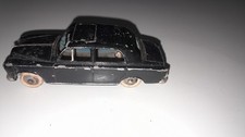 DINKY TOYS  PEUGEOT  403
