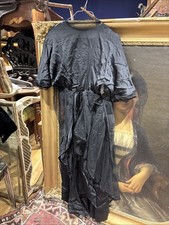 Ancienne longue Robe Ou jupe en tulle Soie Et Tulle noire epoque 1900