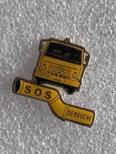 Pin’s Camion Renault truck