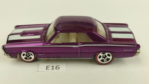 Voiture e16 hot wheels - e16,