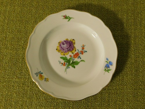 Assiette pain meissen - À,