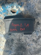 CACHE VIDE POCHE SOUS AUTO