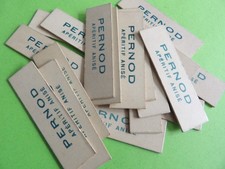 anciens jetons de jeu en bois