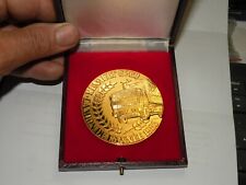 Ancien Médaille métal DORE