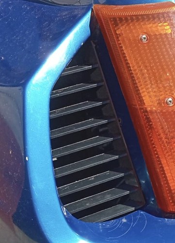 Grilles aération arrière - grilles,