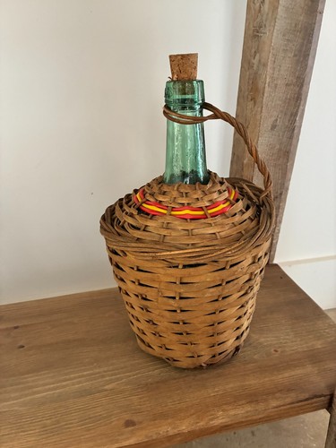 Petite dame jeanne ancienne - ancienne, en