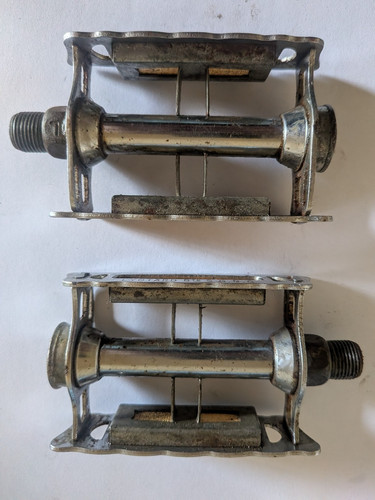 Paire pédales vintage en - pédales,
