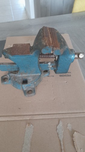 étau ancien fonte vice