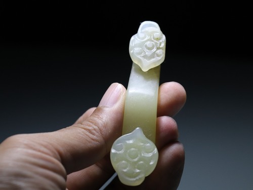 Natural xiu jade - xiu, handmade