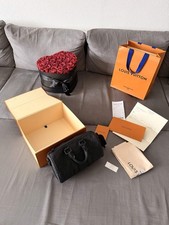 Louis Vuitton Keepall 25