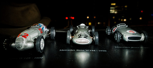 Miniatures 3 - 1/43,