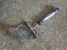 Pelle à Asperges Argent Fourré Minerve Decor Acanthes & Fleur 196 g Monogrammée